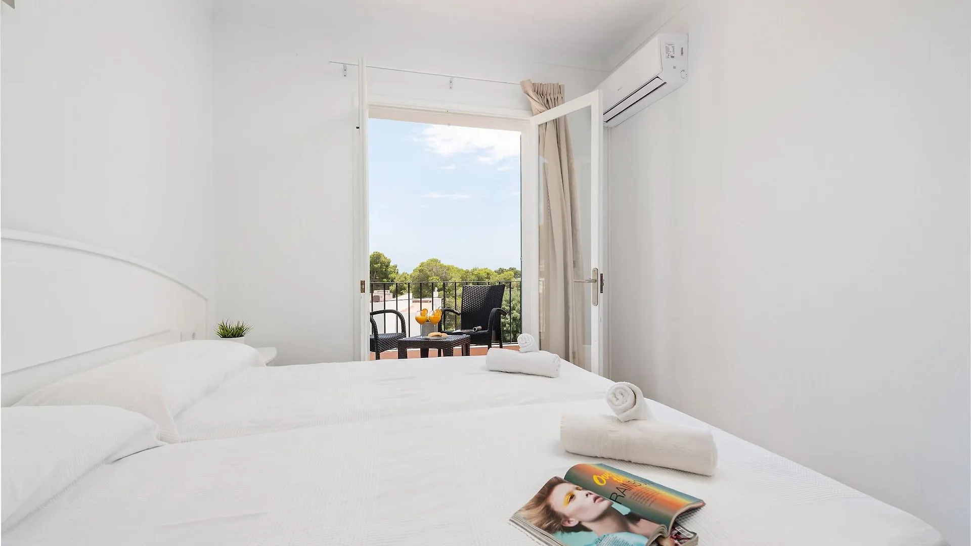 Отель Talamanca Hostal Кала де Ор