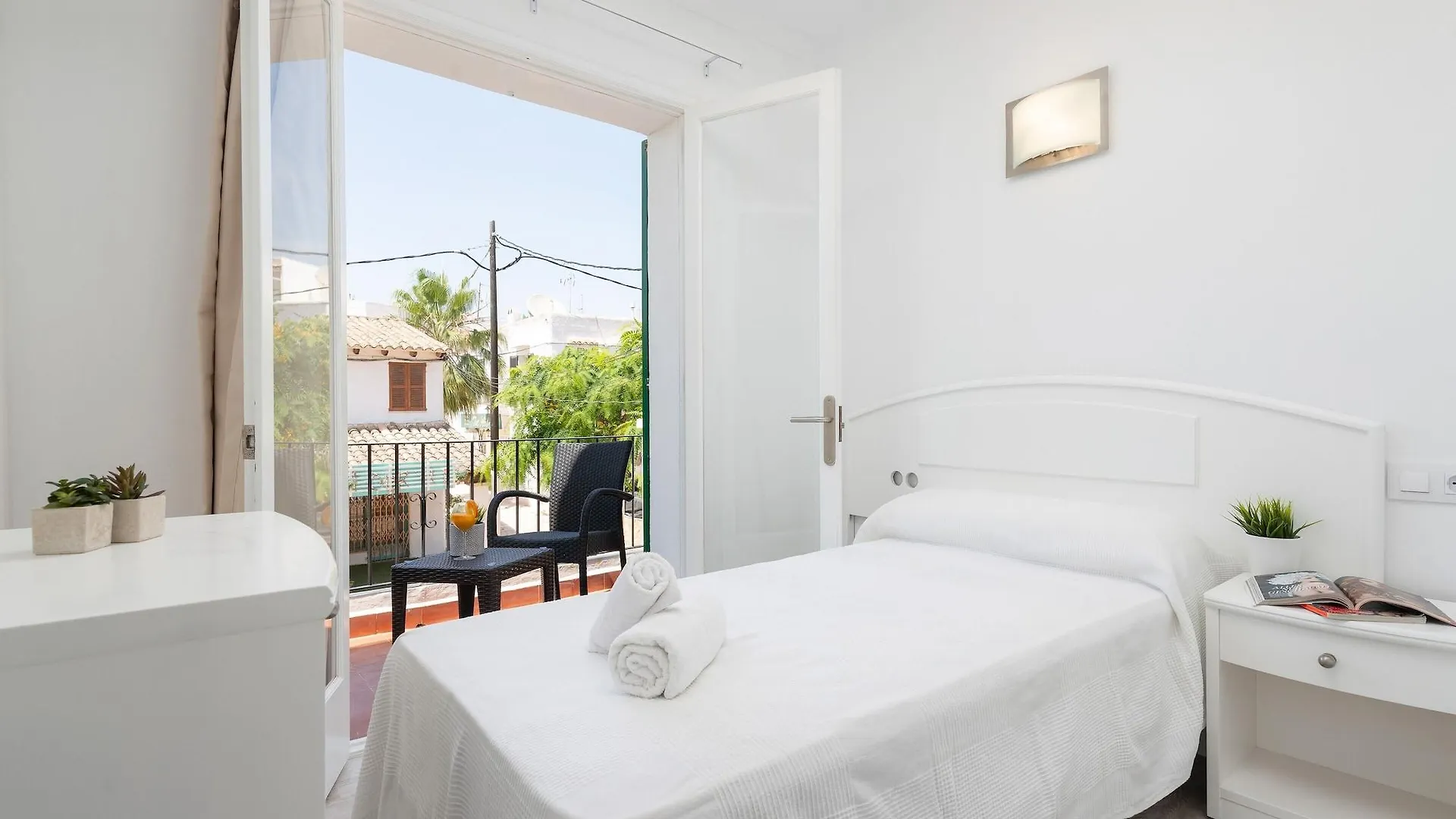 Talamanca Hostal Кала де Ор 2*,